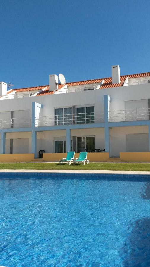 Townhous Praia Da Areia Branca Praia da Lourinha Luaran gambar